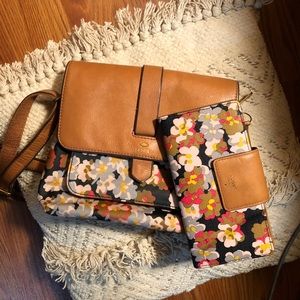 Fossil Kinley and Emma Tab Wallet dark floral